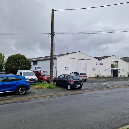 Ambre Appart-wifi-terrasse-parking-terrasse-2 Couchages La Rochelle (Charente-Maritime)