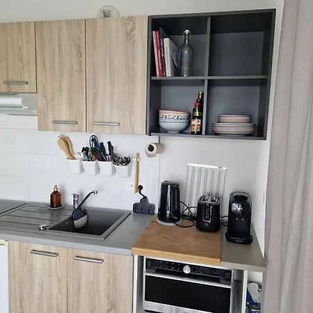 Ambre Appart-wifi-terrasse-parking-terrasse-2 Couchages Apartament *